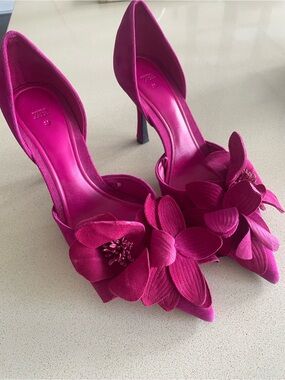 Zara Fuchsia Floral Appliqué Pointed-Toe Stiletto Heels